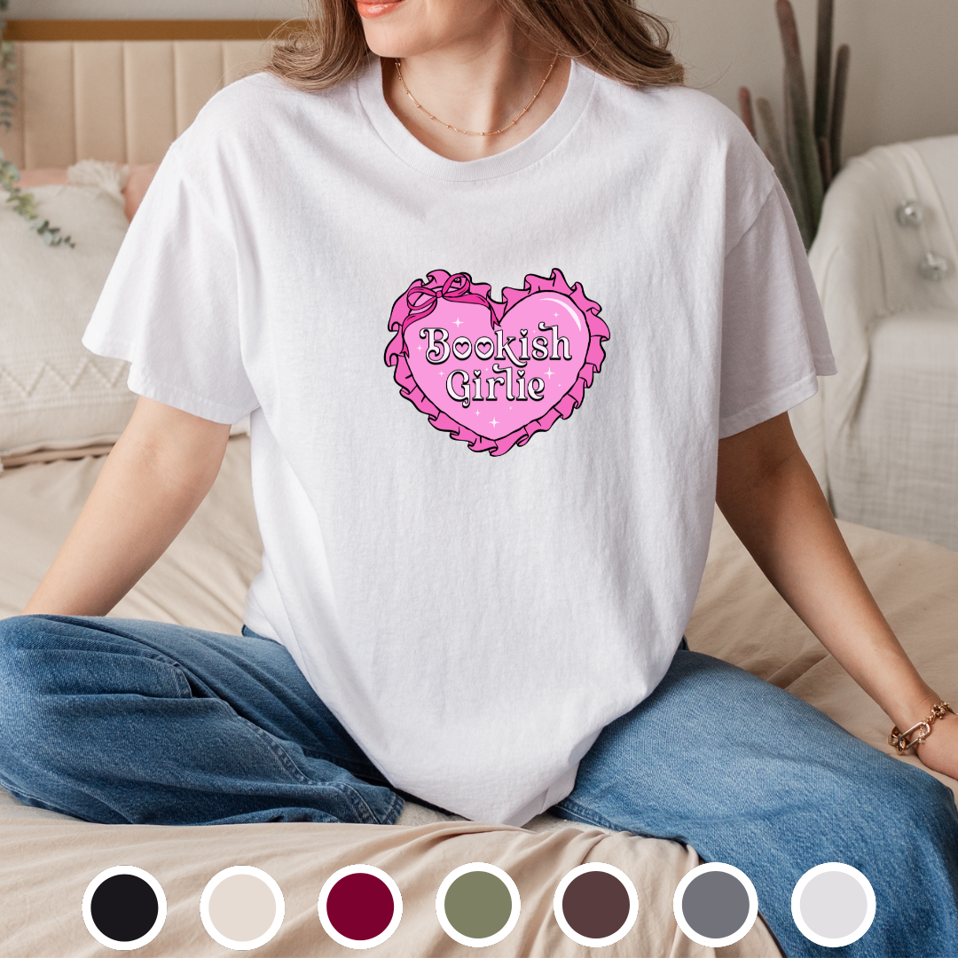 Bookish Girlie - Tee