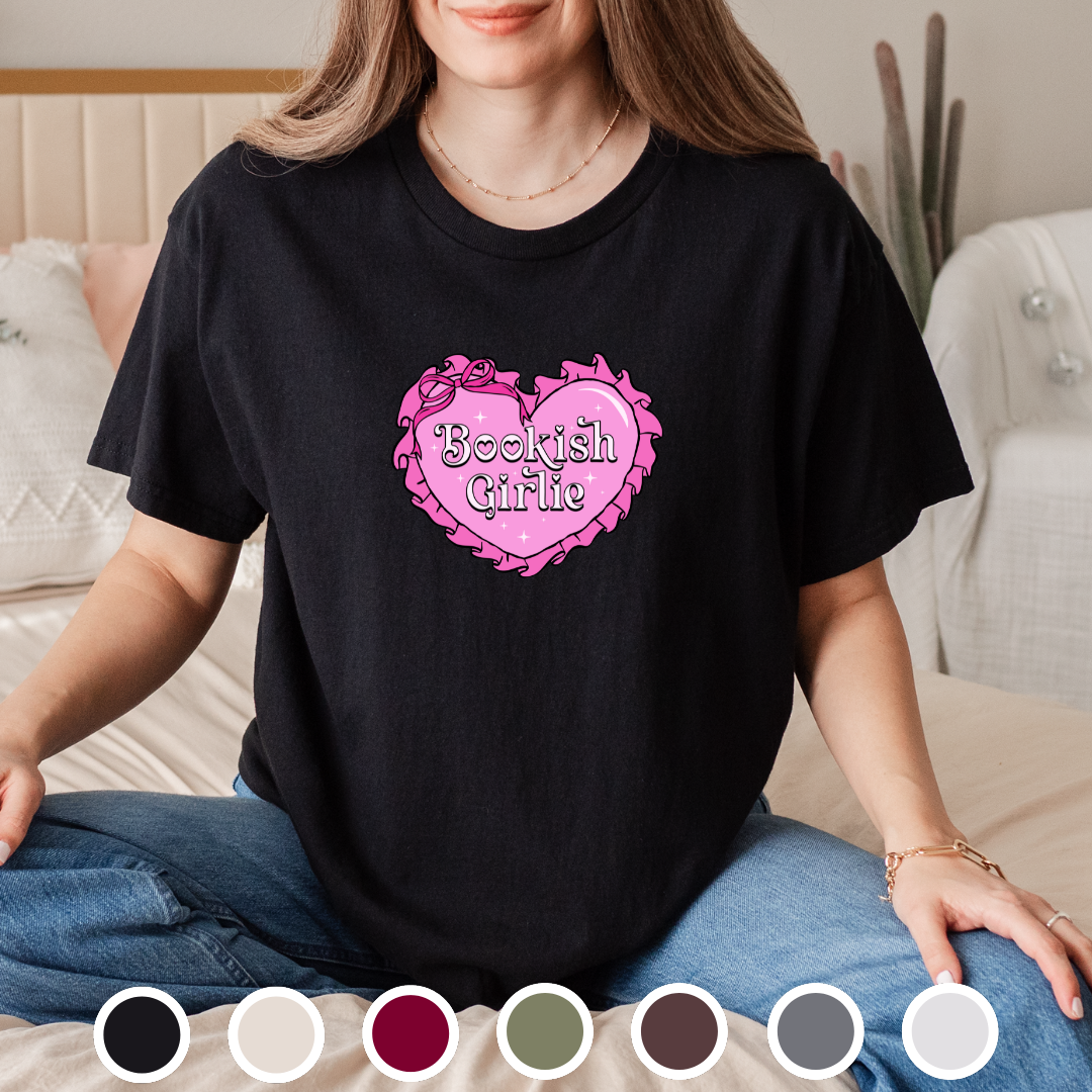 Bookish Girlie - Tee