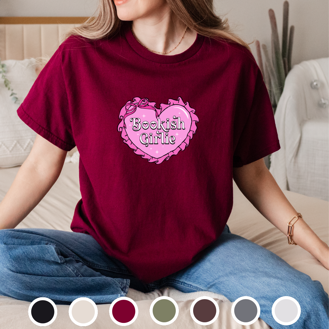 Bookish Girlie - Tee